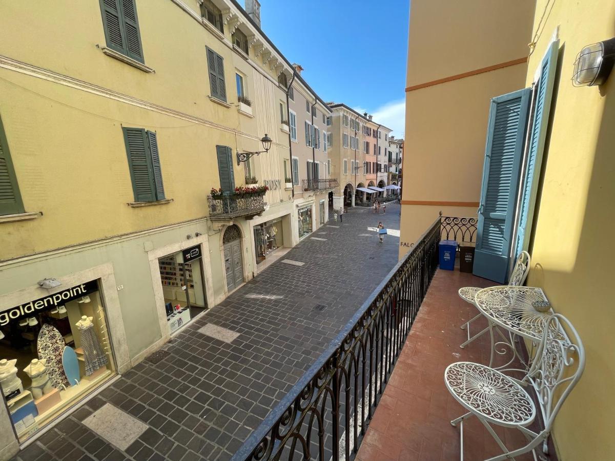 Desenzanoloft Le Petit Bijou - Restyling 2025 - Downtown Desenzano del Garda Exterior foto