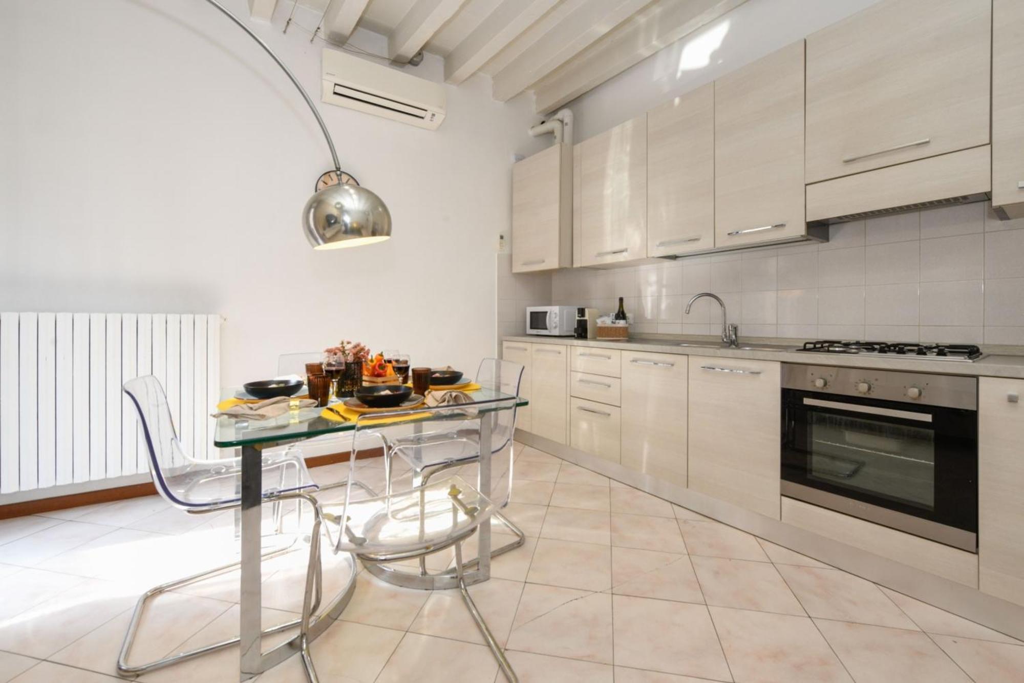 Desenzanoloft Le Petit Bijou - Restyling 2025 - Downtown Desenzano del Garda Exterior foto